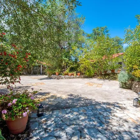 Agrielia Feriehus Gaios